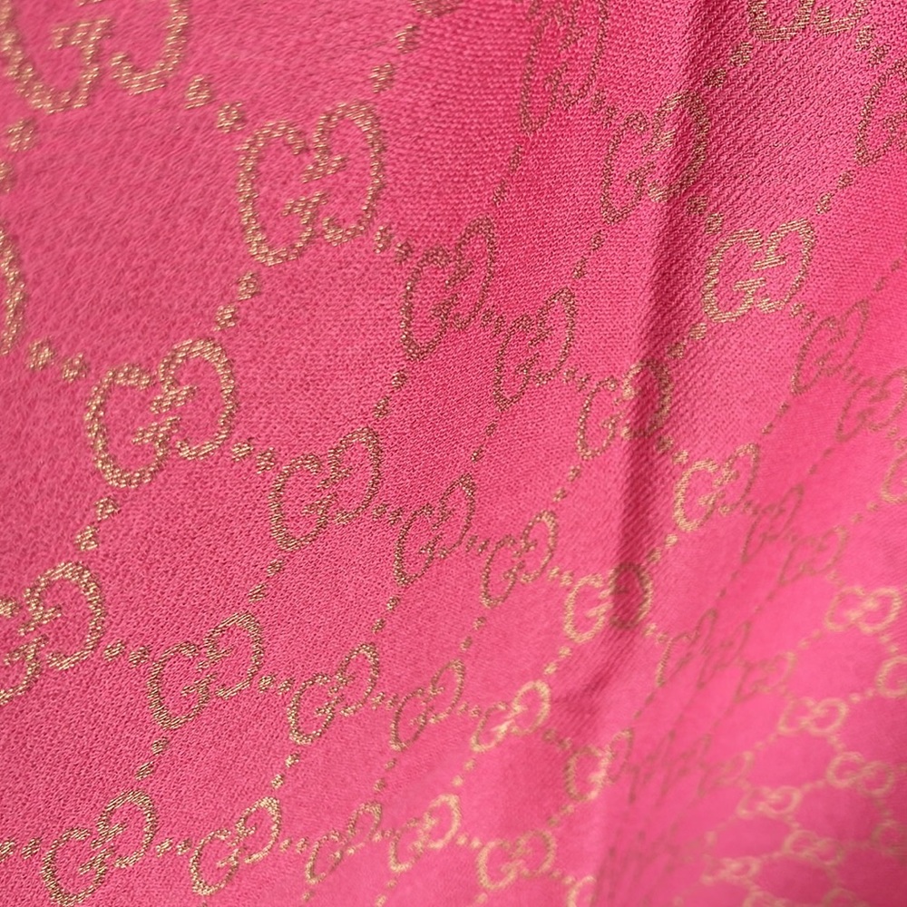 Gucci scarf
